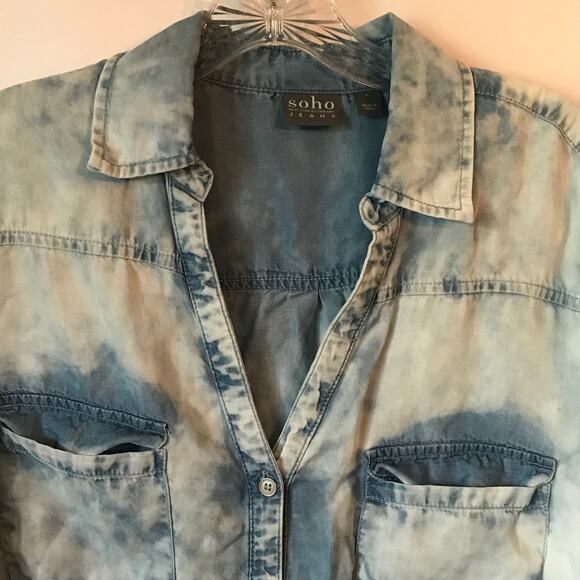 Soho New York And Company Shirt Womens Size Large Distressed Chambray Blue - Picture 4 of 9